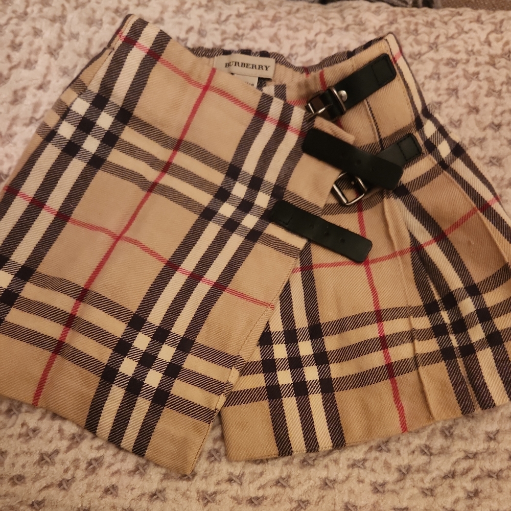 Burberry baby girl classic skirt plaid 9m